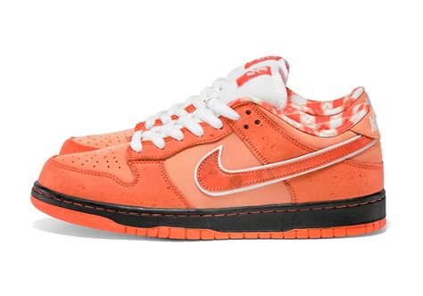 nike sb yellow lobster fake - Nike SB dunk low yellow.